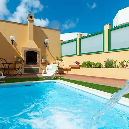 Villa The Yellow House - Solarium - Climatized Pool Gáldar